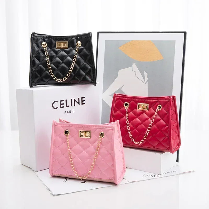 Faux leather bag with luxury design