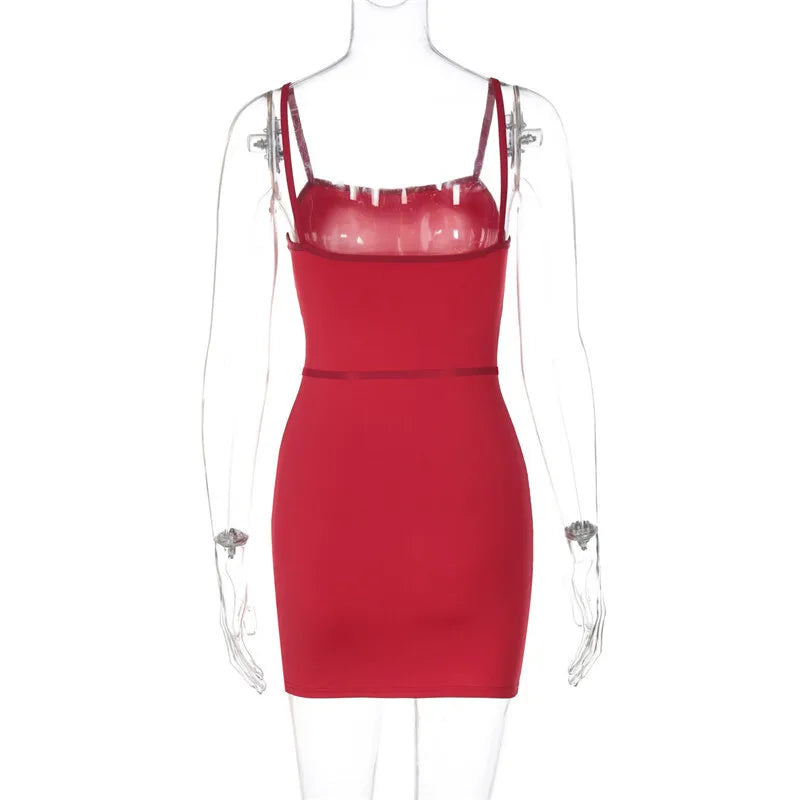 שמלת מיני צמודה בעיטור חגורה דקה - LOLI