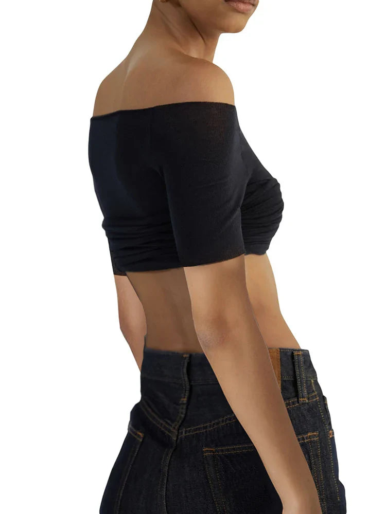 קרופ טופ כתפיים חשופות - יולי