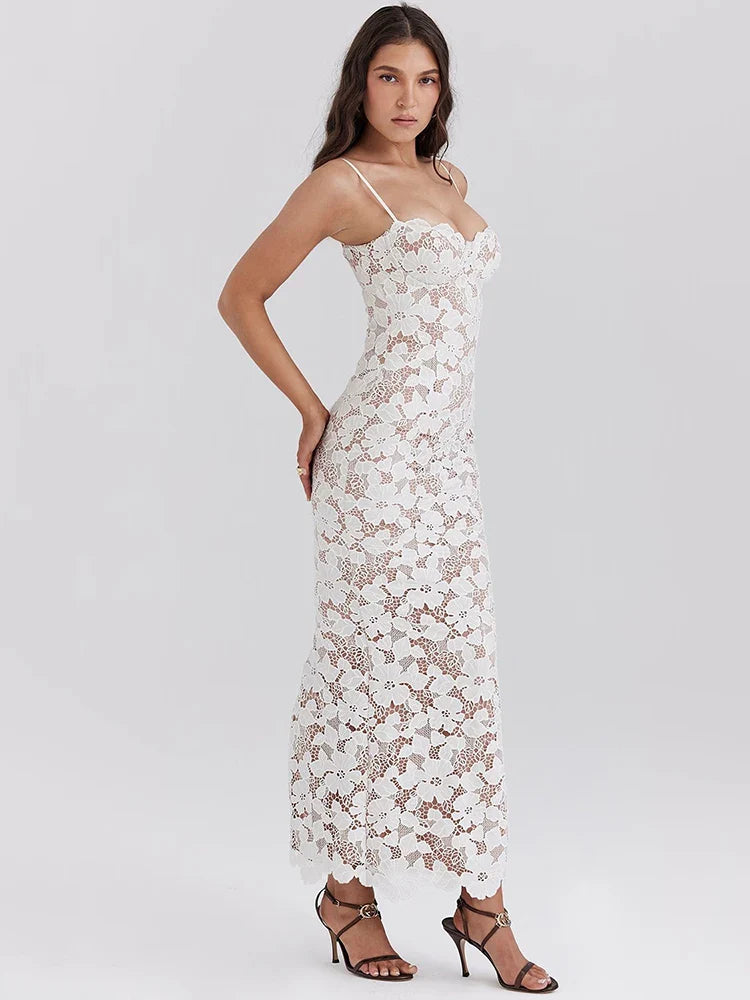 שמלת מקסי תחרה בעיצוב רקמת פרחים קשירות בגב - ורוניקה