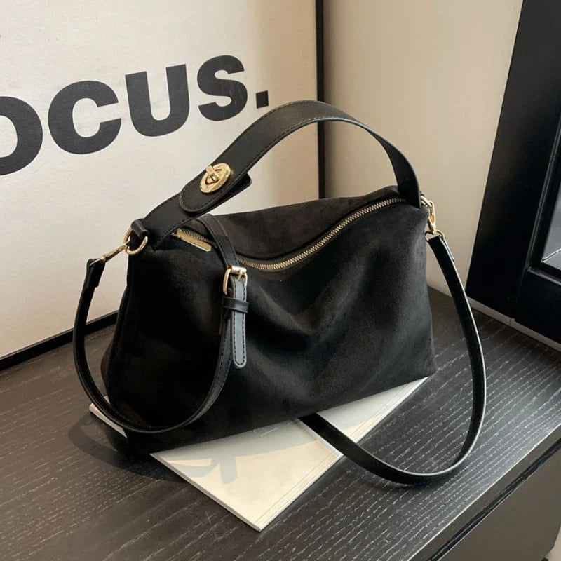 Suede bag with classic design