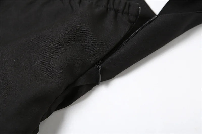 שמלת מיני בגזרת A סגירה בצוואר - סהר