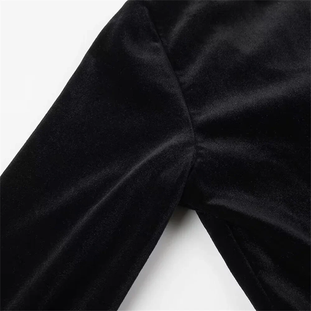 שמלת מיני קטיפה אלגנטית בעיטור יהלומים - אריאה