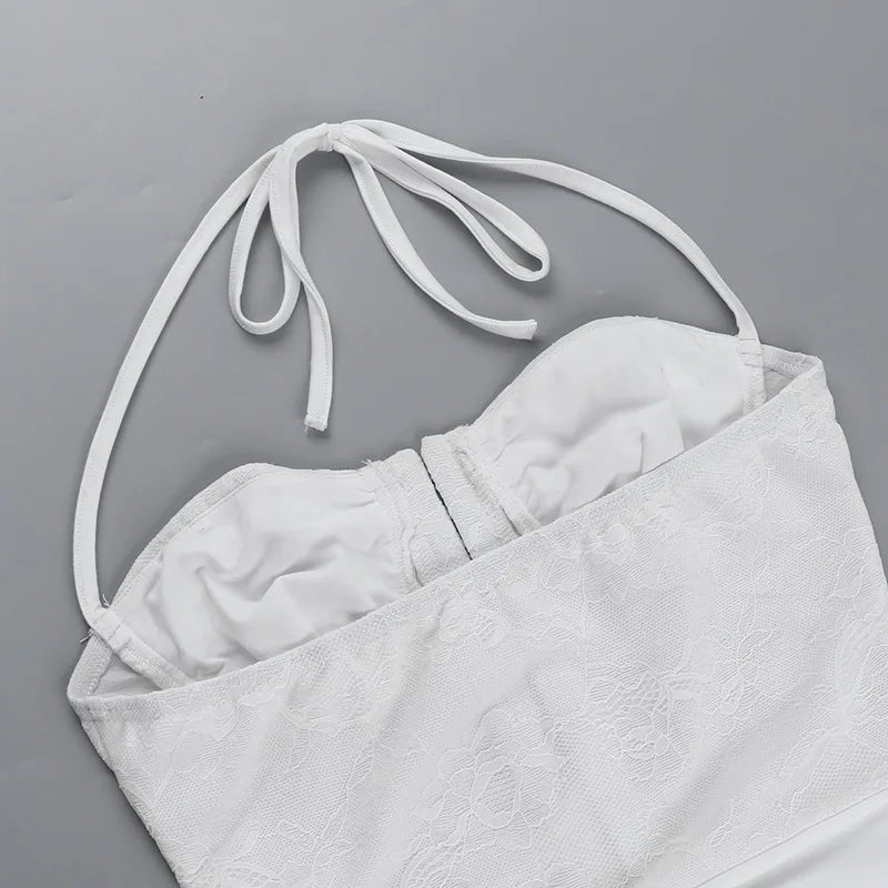 שמלת מיני כיווצים צמודה בעיצוב מחוך תחרה סגירת סיכות גב פתוח - אמילי