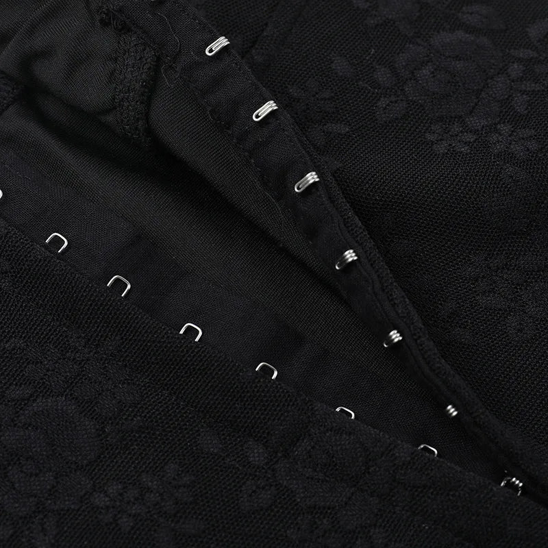 שמלת מיני תחרה בגזרת A סגירת סיכות - Saanvi