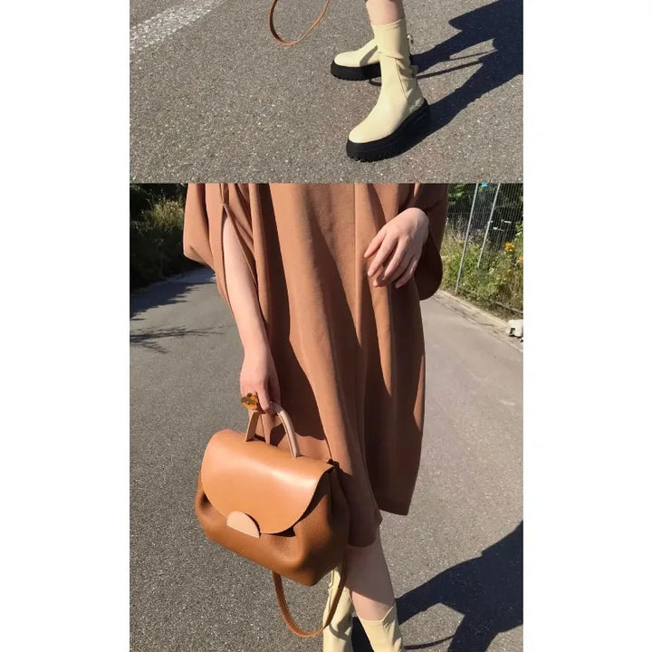 Leather bag with classic design