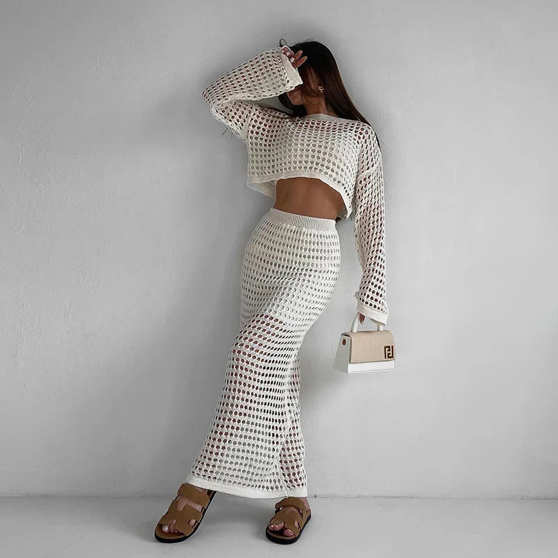 סט סרוג רשת שני חלקים חצאית מקסי וחולצת בטן - בלנקה