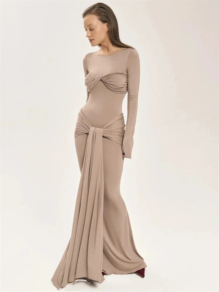 שמלת מקסי צנועה בעיצוב כיווצים וקשירה - נאהב