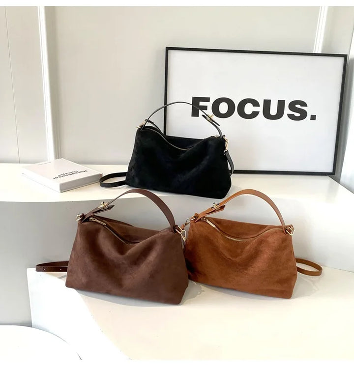 Suede bag with classic design