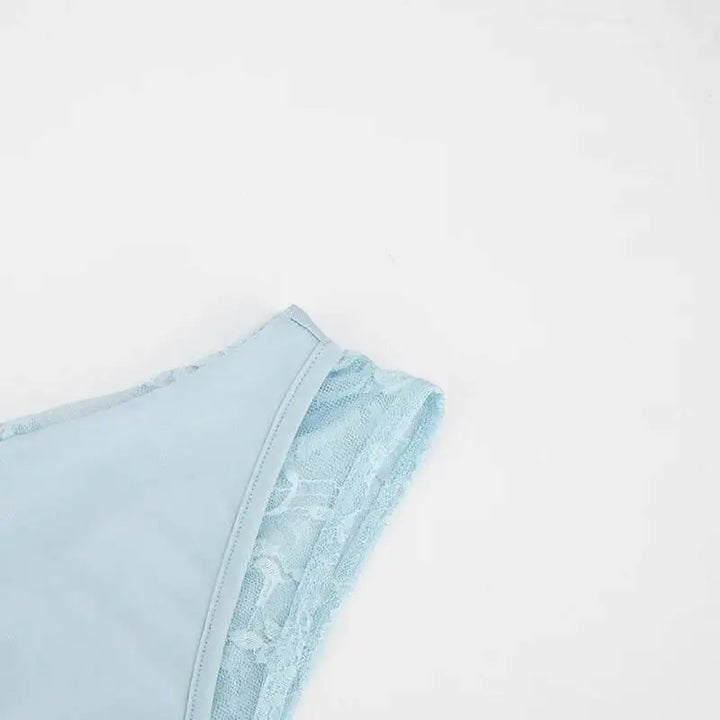One-shoulder mini dress with lace and a train - Nani