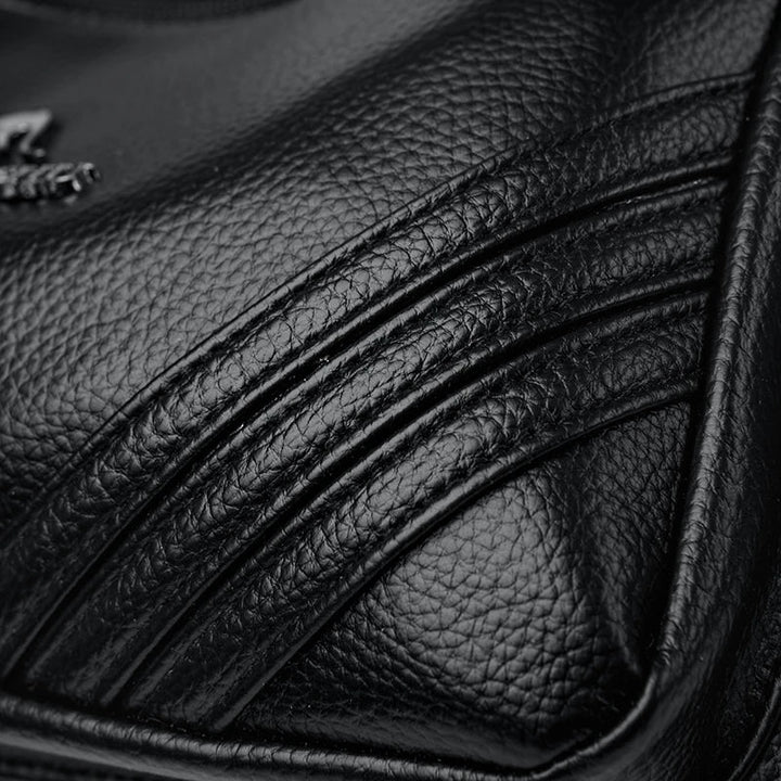 Leather bag with comfortable design - various storage compartments