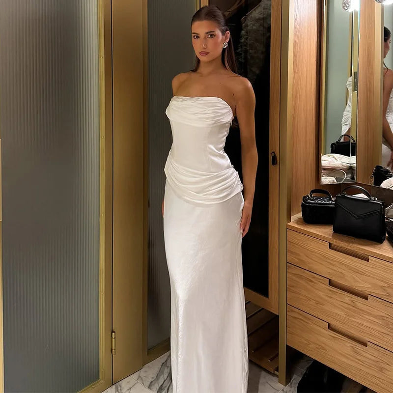 שמלת מקסי סטרפלס בעיצוב קיפולים - נסיה