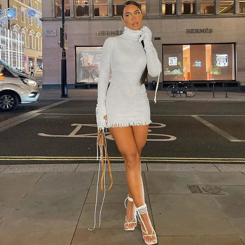 שמלת מיני צווארון גולף בעיטור חוטים וציציות - מליקה