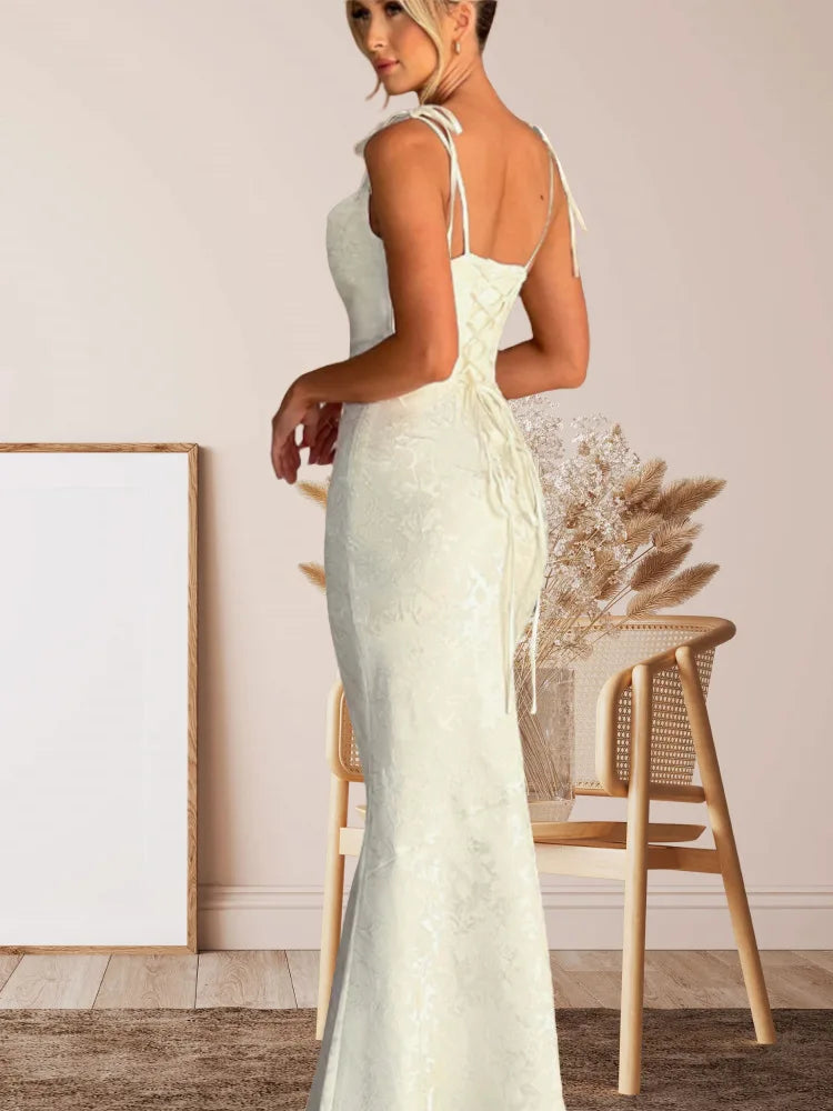 שמלת מקסי בעיצוב קשירה בכתפיות בעיטור רקמת איורי פרחים - לנואלה