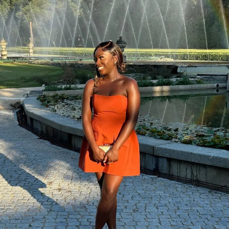 שמלת מיני סטרפלס בגזרת A בעיטור דמויי כיסים - אנחלס