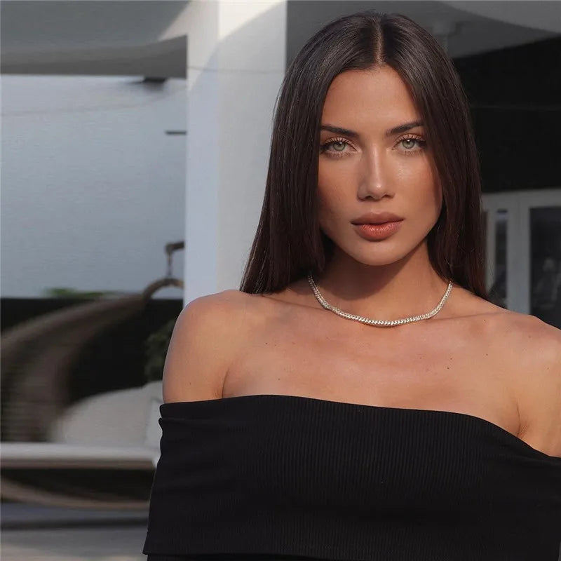 חליפת חלק אחד סרוגה כתפיים חשופות - מיי