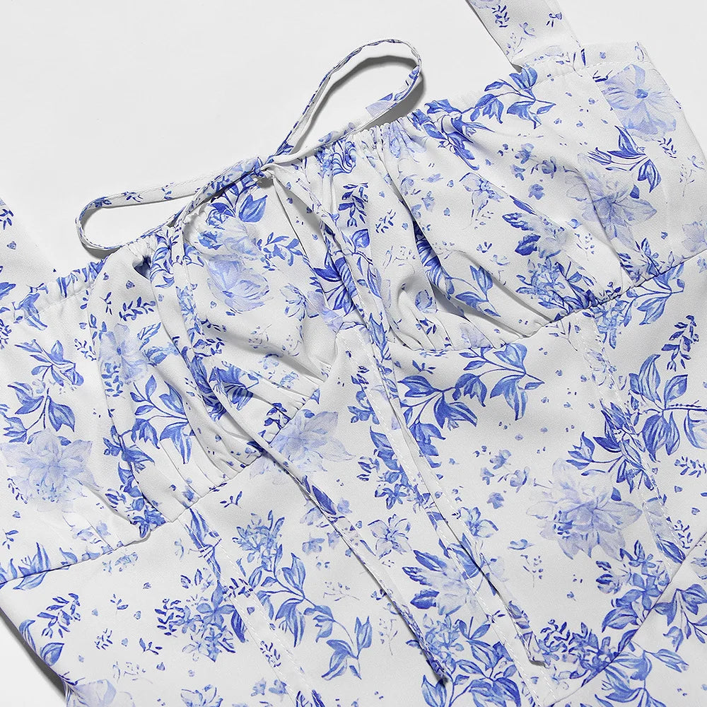 שמלת מידי קיצית בעיצוב כפרי בעיטור שסע - אנג'ליקה