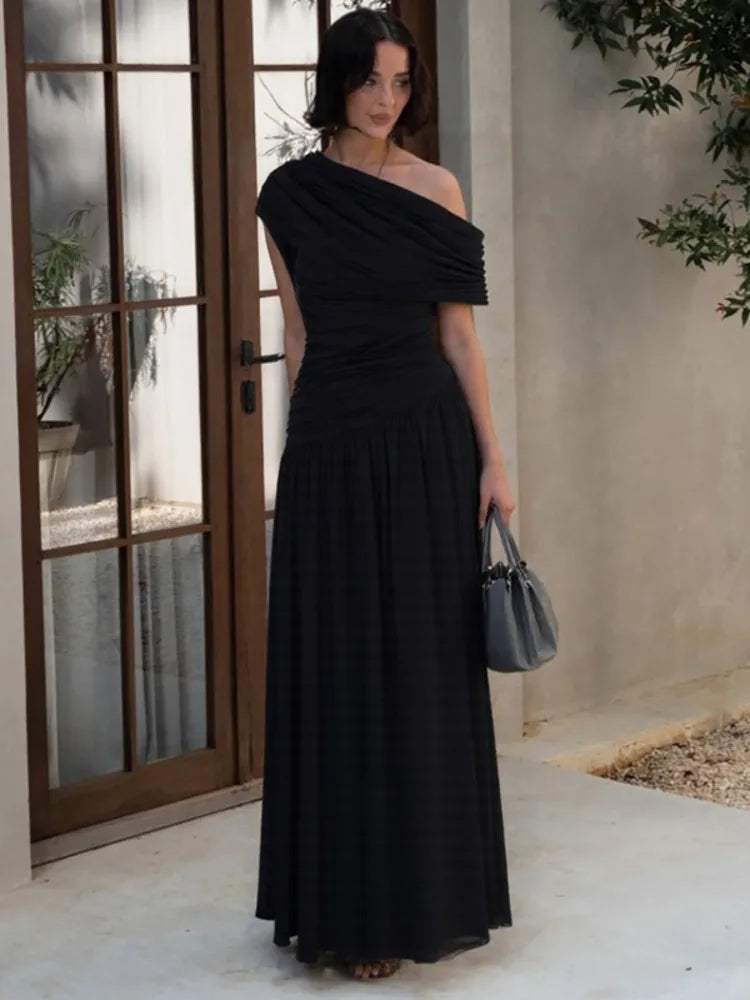 שמלת מקסי קיפולים אלגנטית כתף חשופה - מיילין