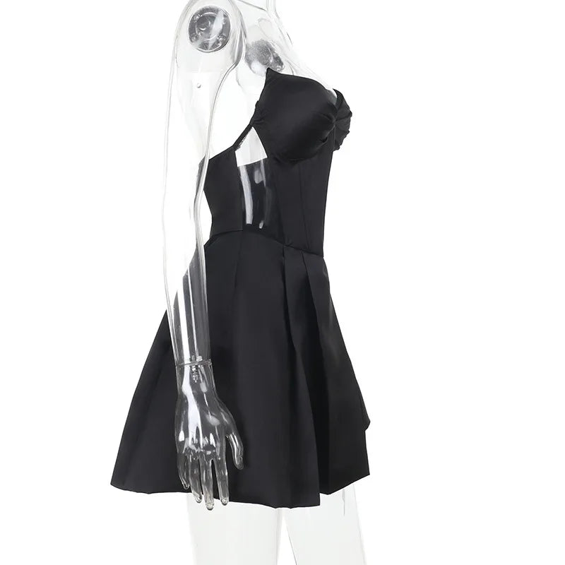 שמלת מיני סטרפלס סאטן בגזרת A - אלינה