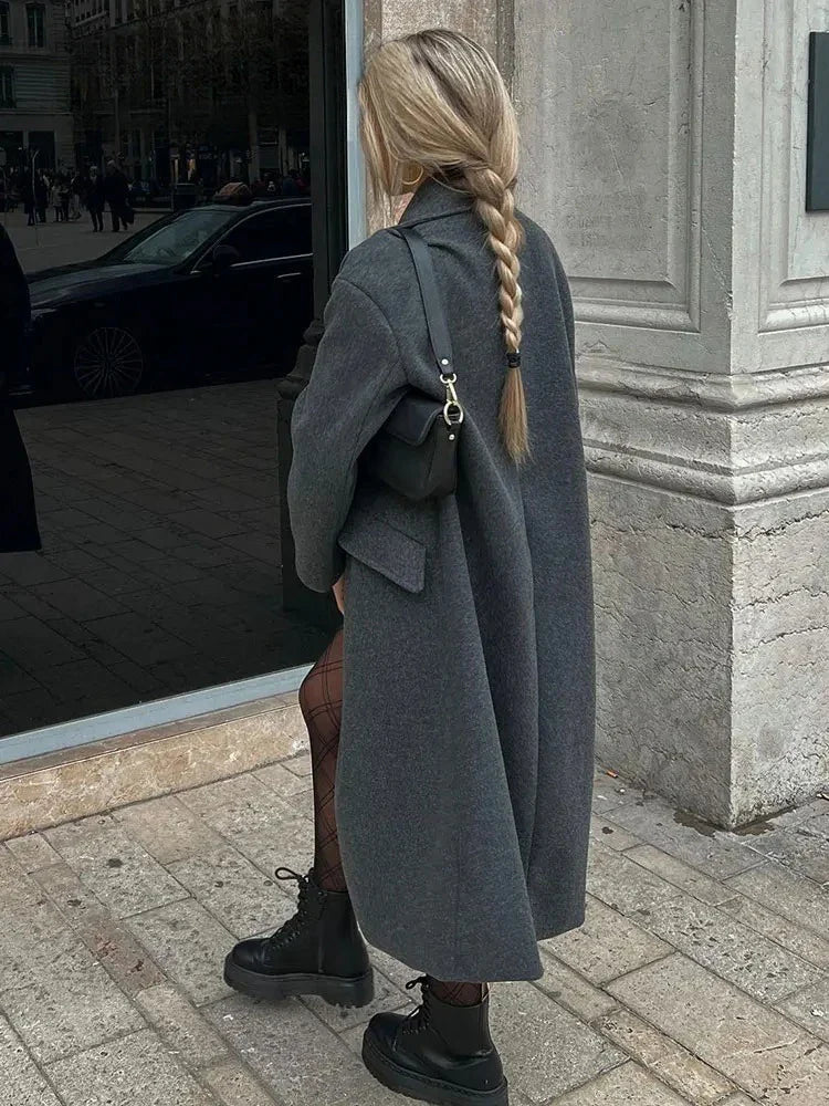 מעיל צמר ארוך מחויט בעיטור כפתורים - פריס