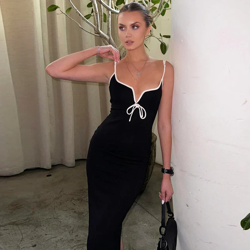 שמלת מידי בעיטור קשירה בחזה - DANA