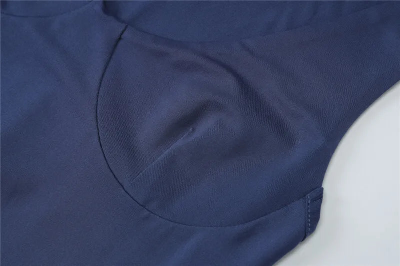 שמלת מיני בייסיק צמודה בעיצוב כיווצים - LIV