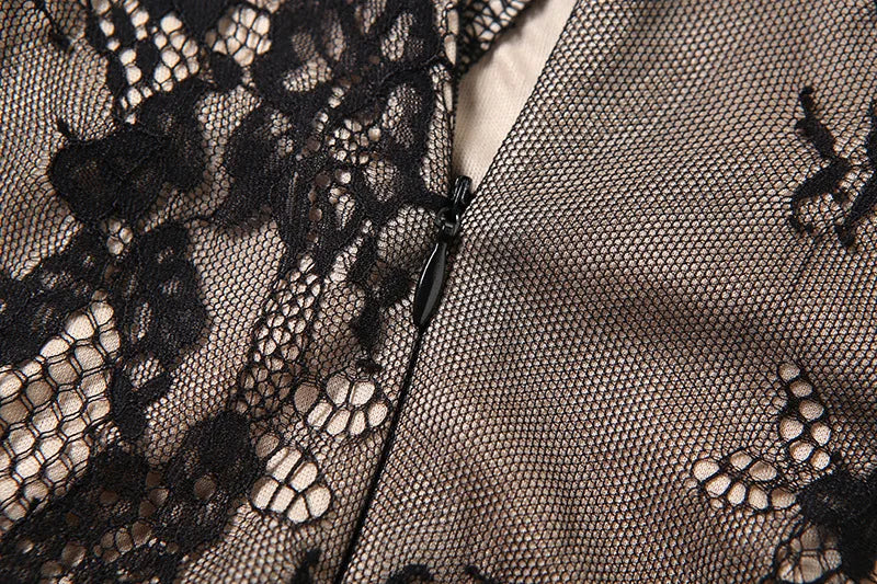 שמלת מקסי תחרה בעיטור שיפון כתפיים חשופות - Elouise