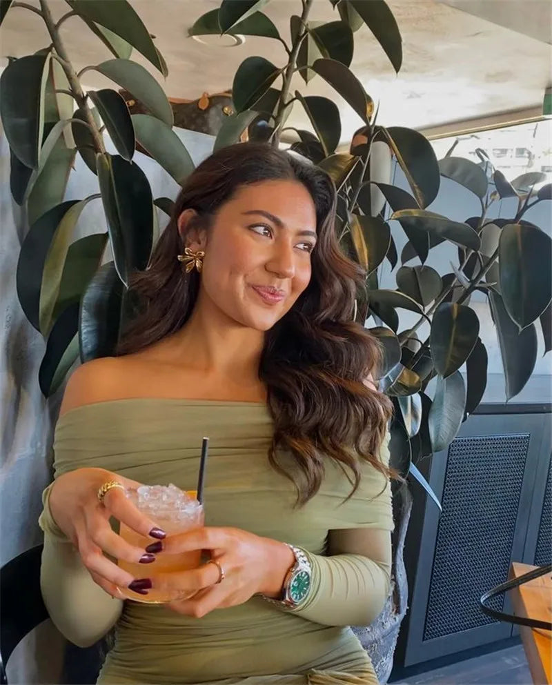 שמלת מיני שיפון כתפיים חשופות בעיצוב קשירה - CAMI