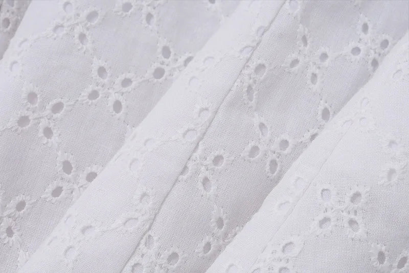 שמלת מיני שיפלי בגזרת A בעיטור איקסים בחזרה - Iliana