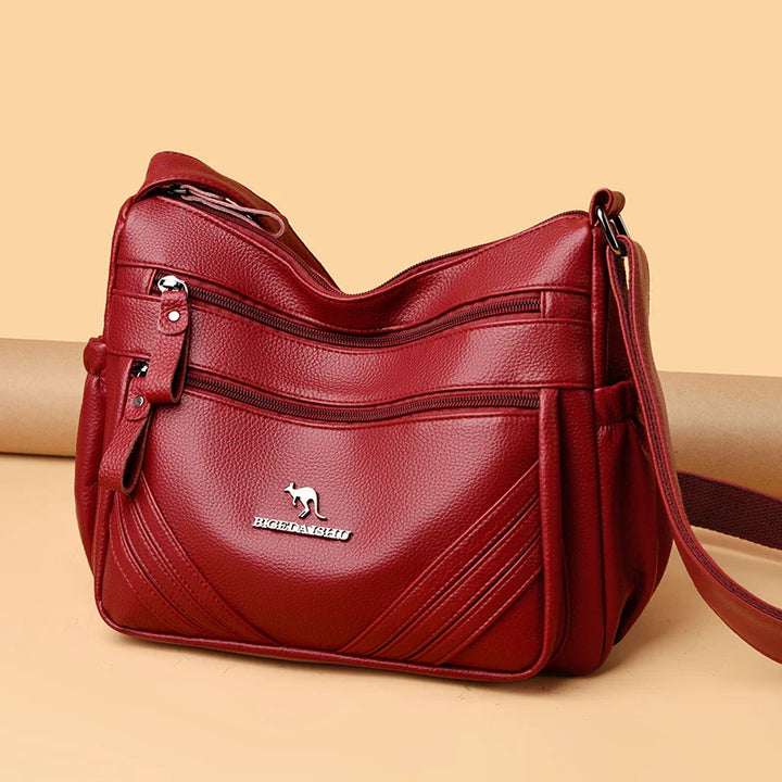 Leather bag with comfortable design - various storage compartments
