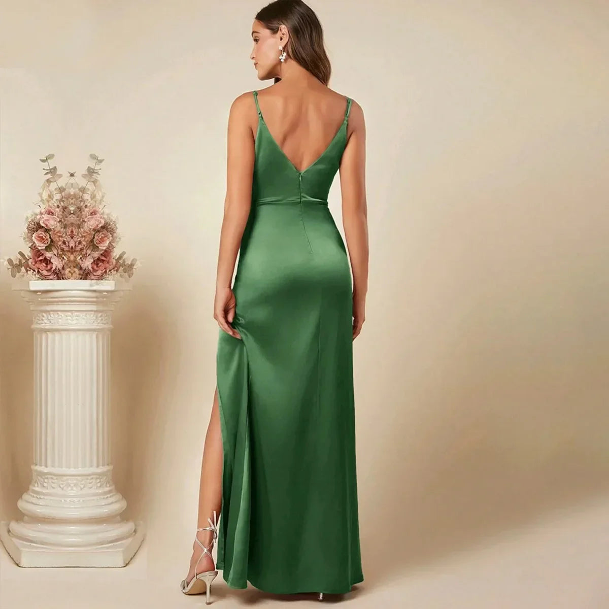 שמלת מקסי סאטן אלגנטית בעיטור שסע - ריינה