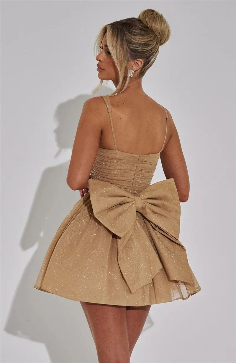 שמלת מיני נצנצים מלמלה בגזרת A בעיטור פפיון - Isabel