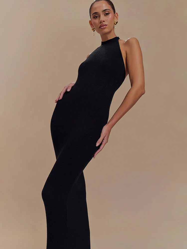 שמלת מקסי קולר קשירה בצוואר בעיצוב גב פתוח וגלים - מאקסימה