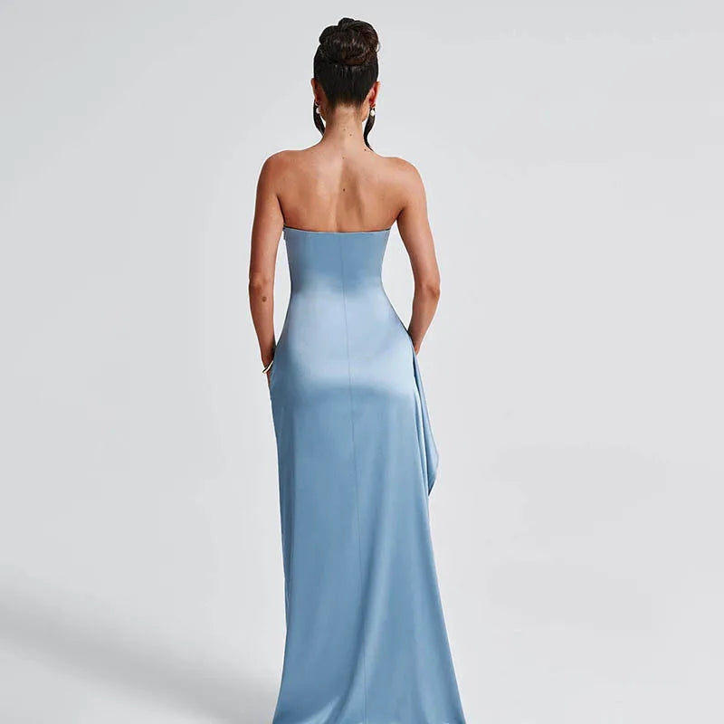 שמלת מקסי סטרפלס סאטן בעיצוב כיווצים ושסע - עמליה