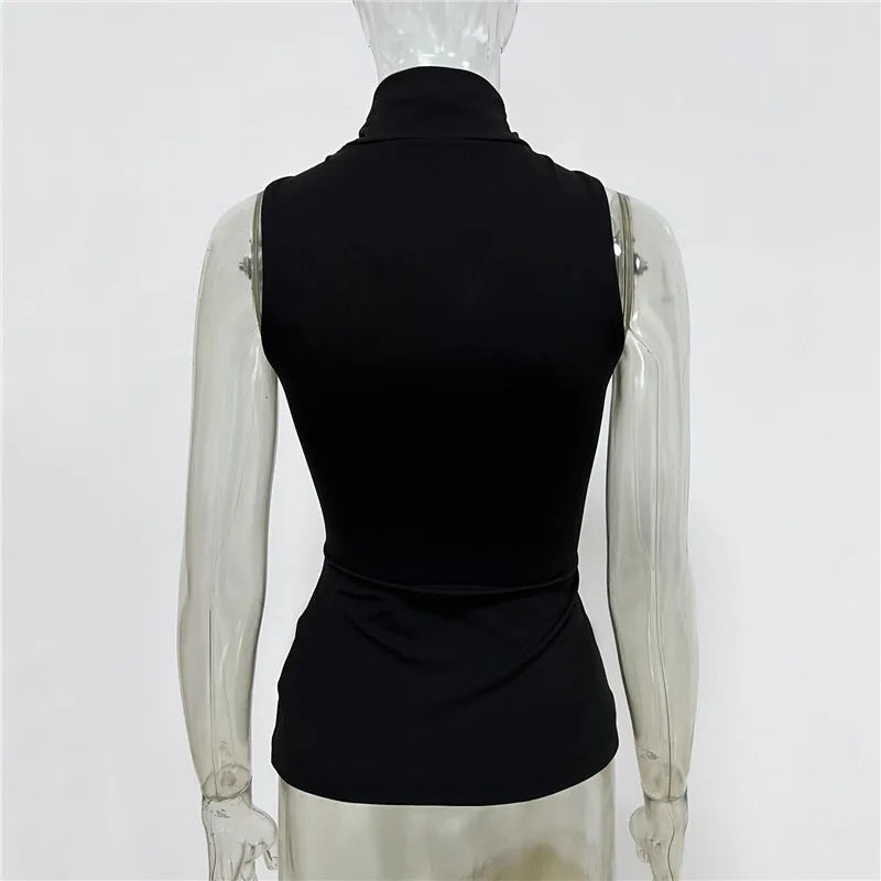 Golf design tank top with buckle decoration - Moya 