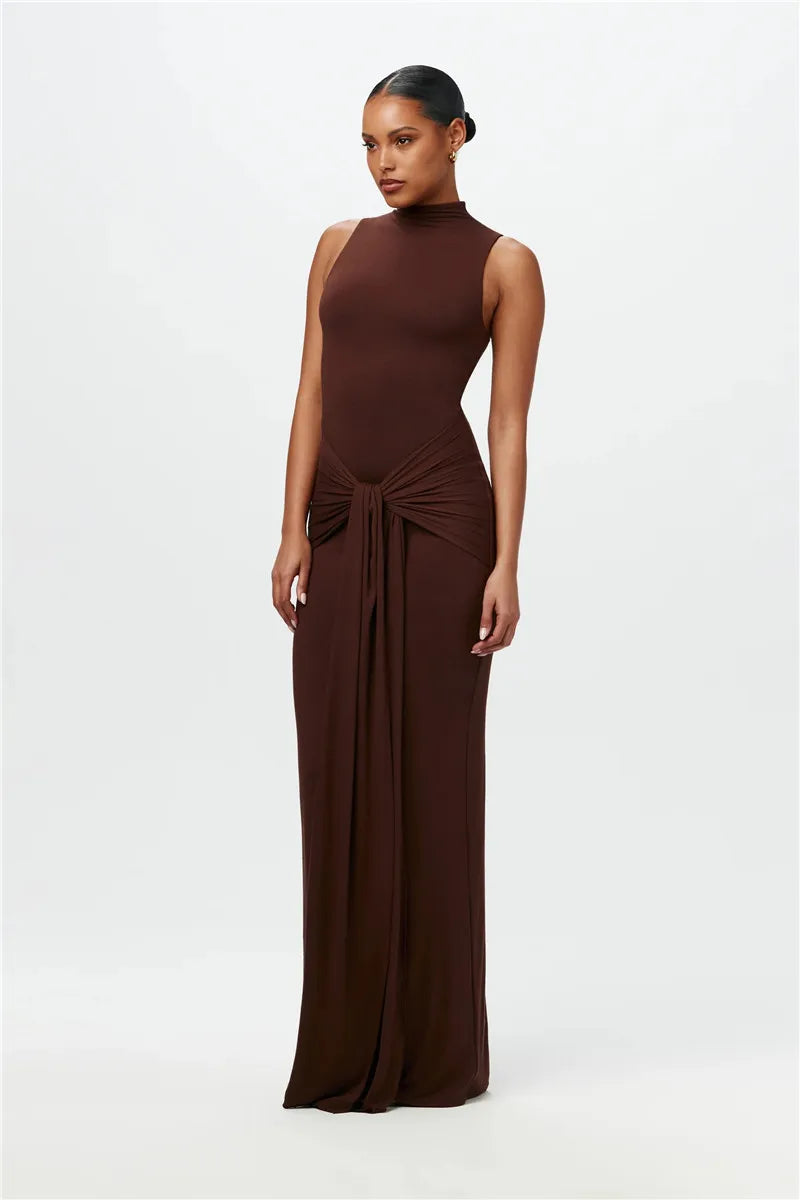 שמלת מקסי בעיצוב קשירה וכיווצים - SIS