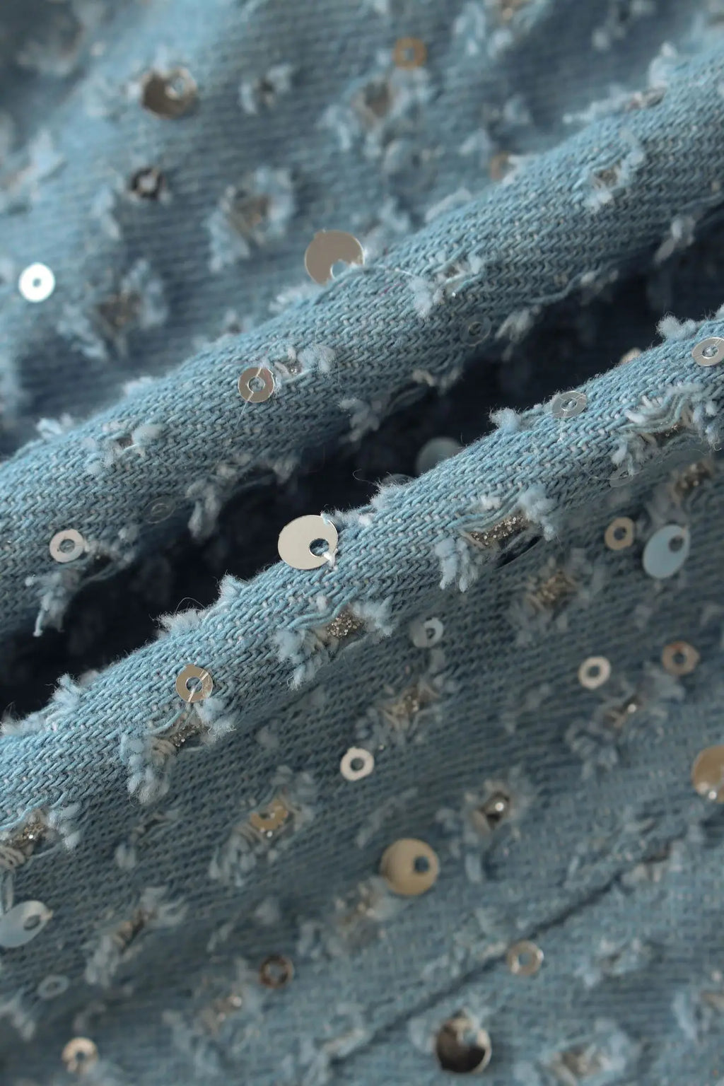 חליפת דנים 2 חלקים מנצנצת בעיטור פייטים טופ סטרפלס וחצאית מיני / מכנסיים גזרה נמוכה - ג'יי