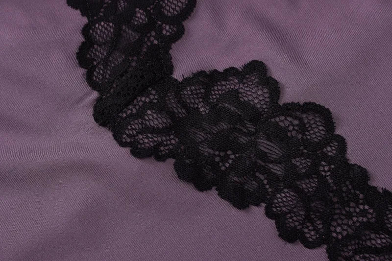 שמלת מיני בעיטור תחרה - צ'רי