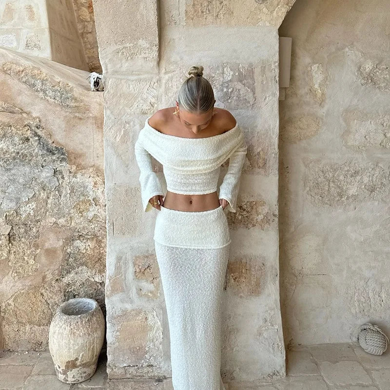 סט שני חלקים סרוג חצאית מקסי וחולצת כתפיים חשופות - עופרי