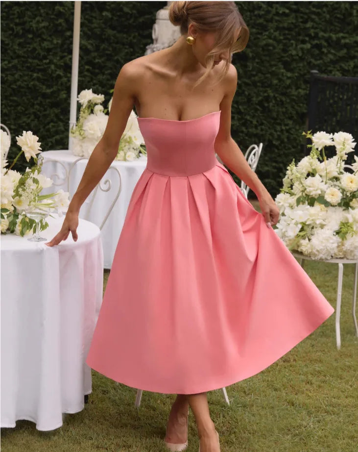 שמלת מידי סטרפלס בגזרת A - ארייא