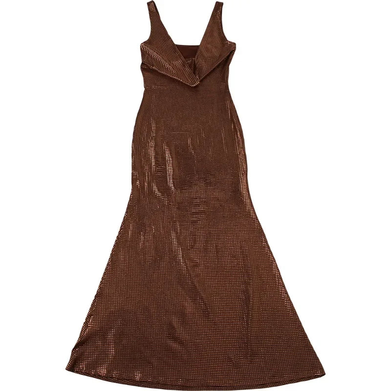 שמלת מקסי צמודה בעיטור ריבועים מנצנצים בעיצוב גב חשוף - Genesis