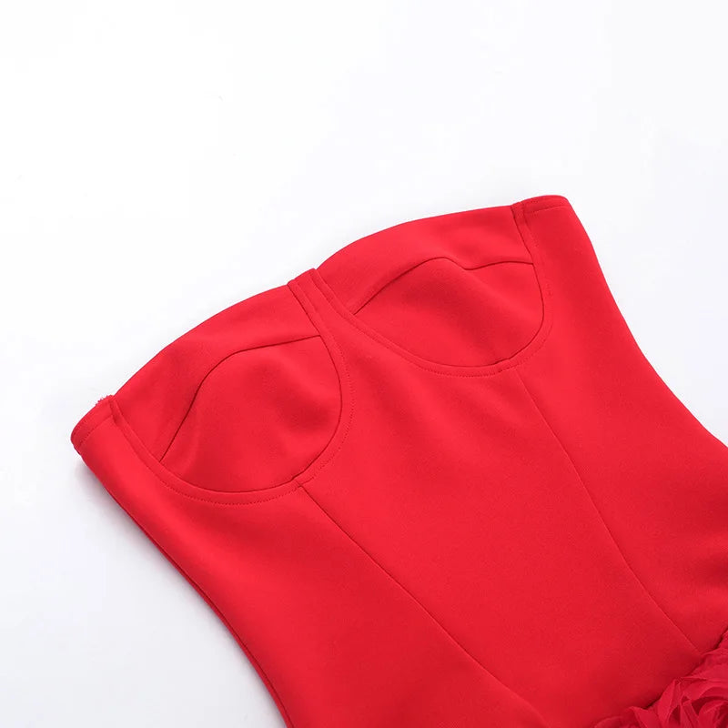 שמלת מיני סטרפלס בעיצוב מחוך וחצאית פרחים 3D - Loretta