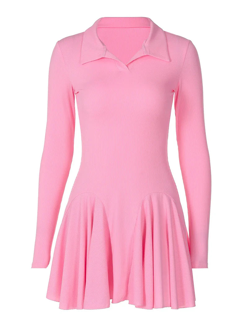 שמלת מיני סרוגה בגזרת A צווארון פולו - רג'ינה