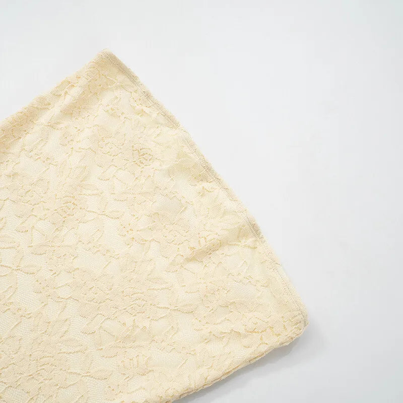 שמלת מיני סטרפלס מלמלה תחרה בעיצוב מדורג - מיה לי