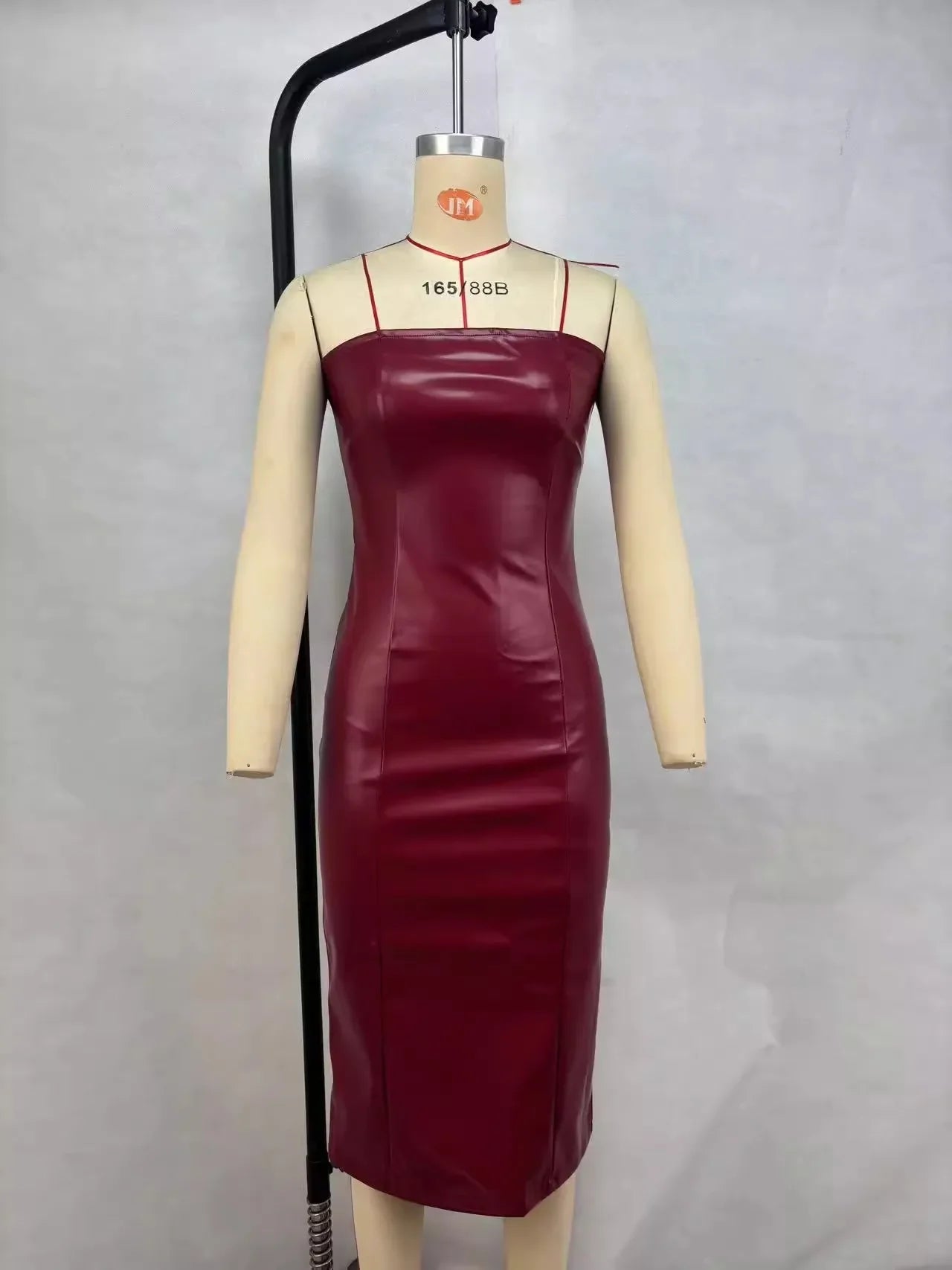 שמלת סטרפלס מידי דמוי עור - ERIKA