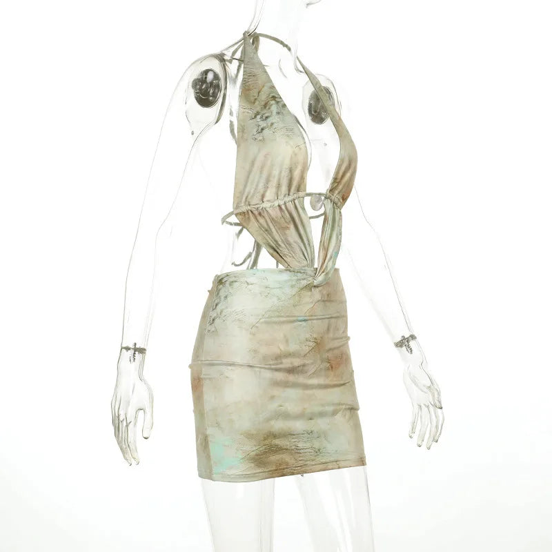 שמלת מיני קשירה בצוואר גב פתוח בעיצוב הדפס מיוחד - וונדה