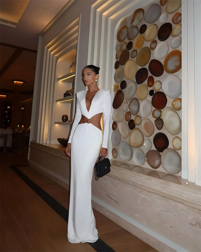 שמלת מקסי בעיצוב פתוח בגב ובמותן בעיטור אבזם - לירז