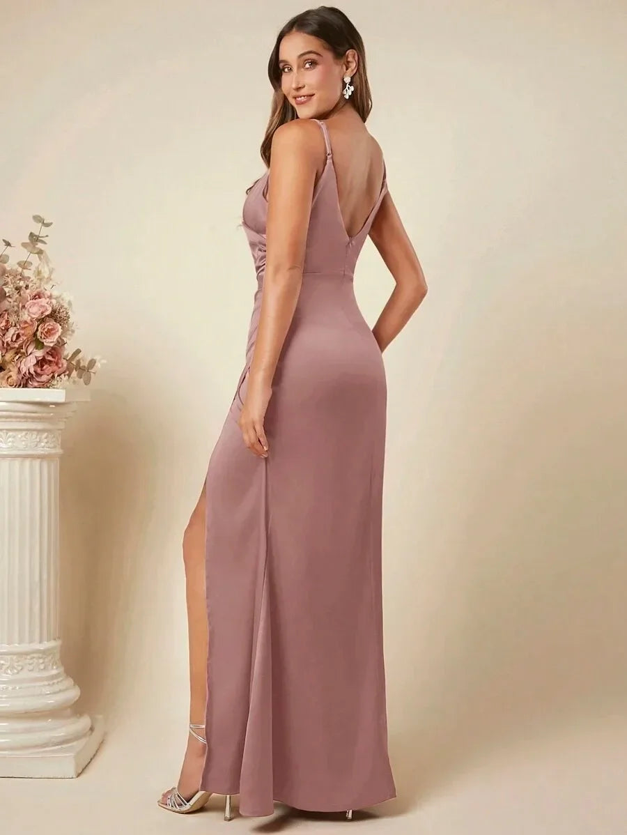 שמלת מקסי סאטן אלגנטית בעיטור שסע - ריינה