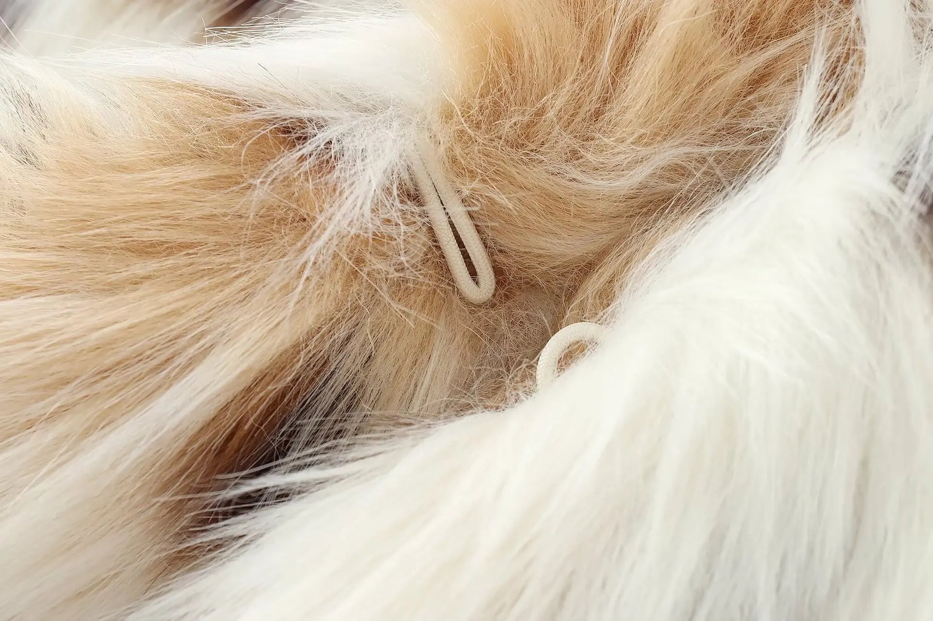 מעיל פרווה - רירי