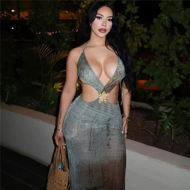 שמלת מקסי בעיצוב הדפס מיוחד בעיטור אבזם פרח - איירס